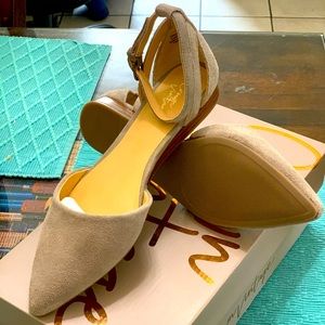 Crown Vintage Erenawet Gret Flat